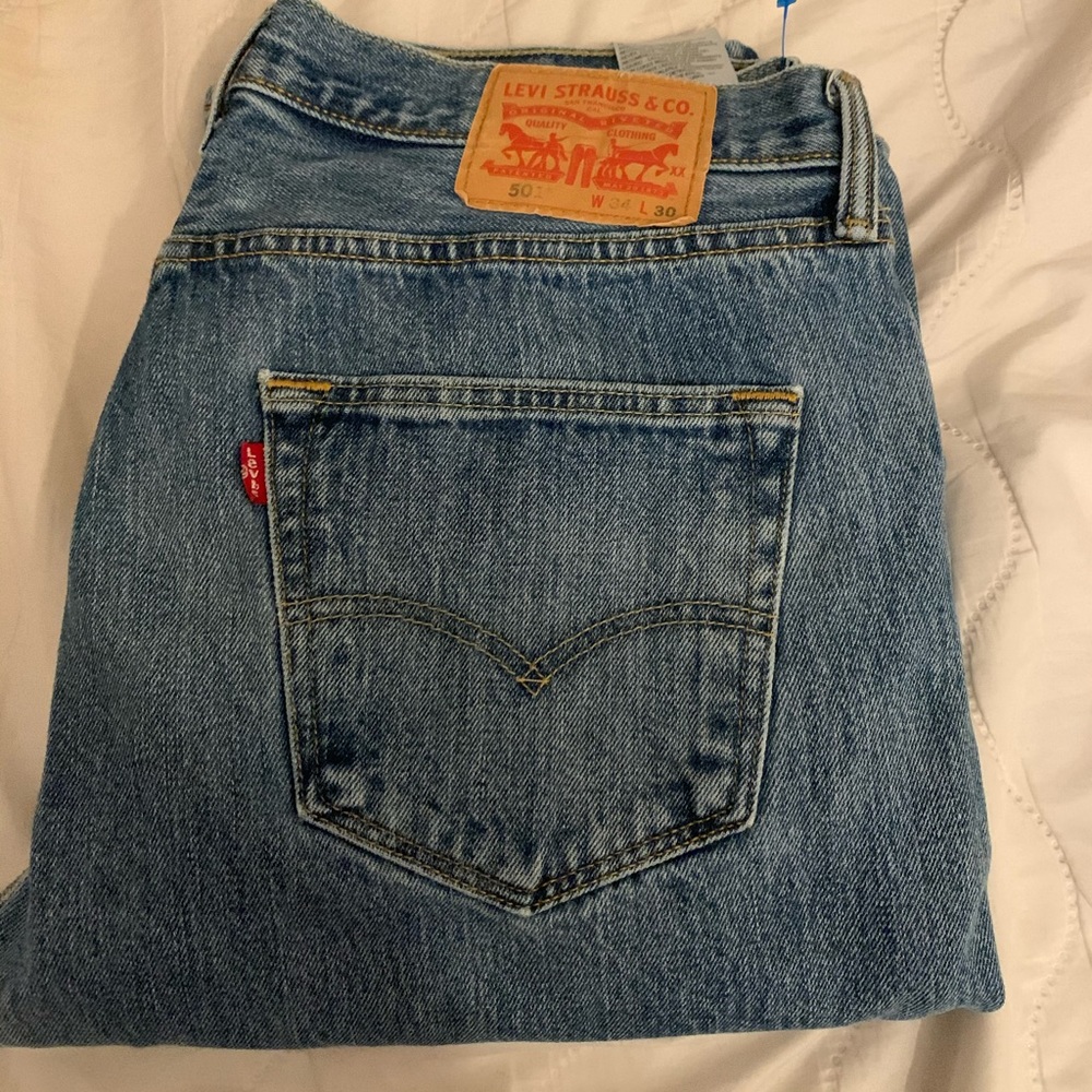 Levi mom jeans